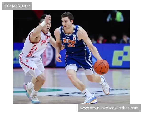 “青岛82-74吉林，段昂君外线火力全开”