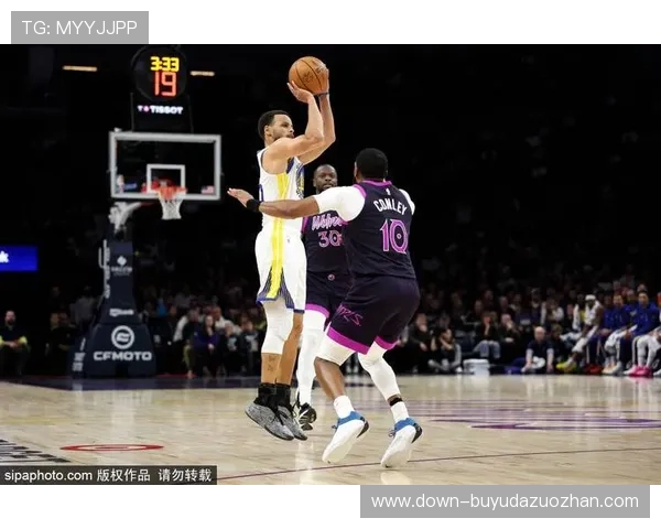 勇士与老鹰完成核心互换，送出库明加和希尔德换回波尔津吉斯